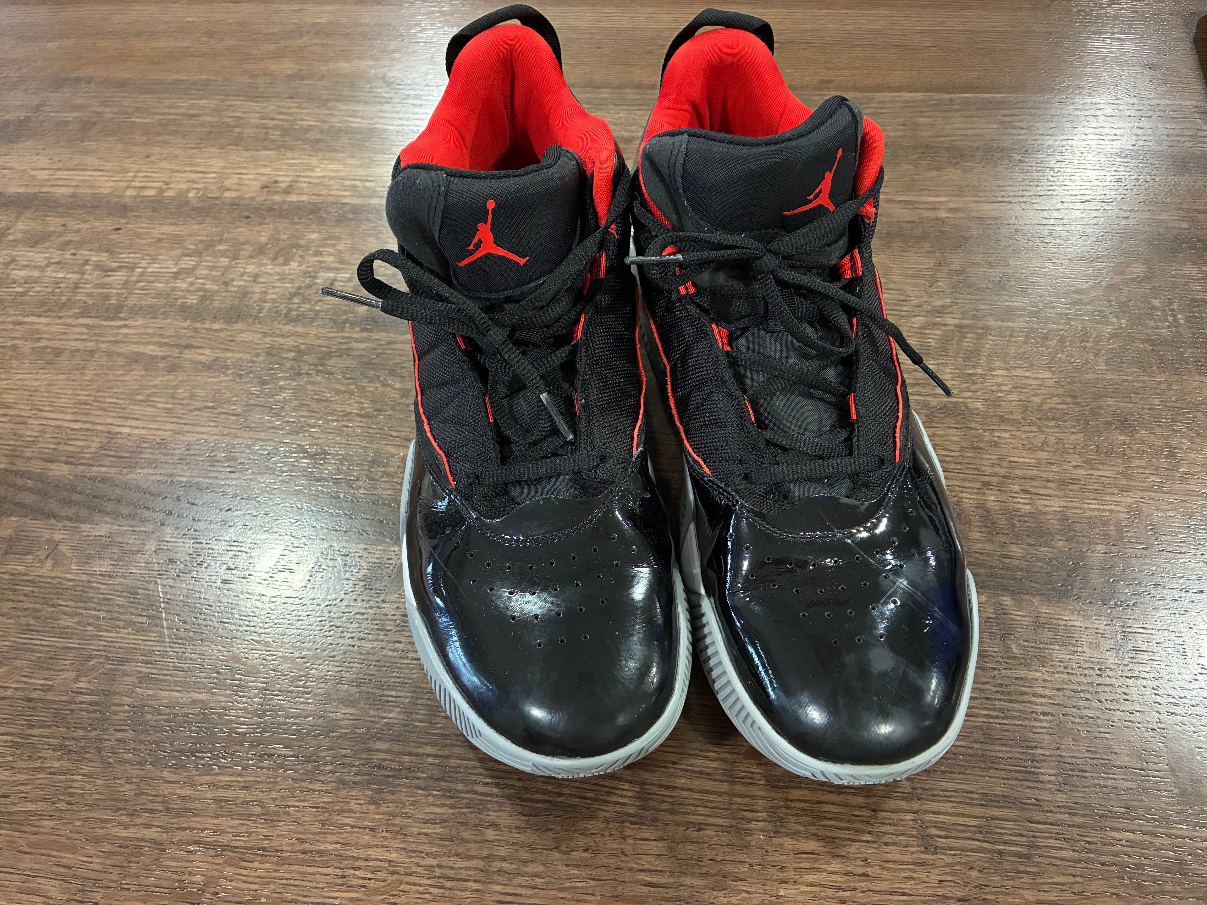 Jordan Stay Loyal “Bred” Sneakers Size Men’s 11.5