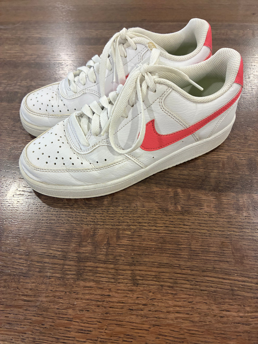 Nike Court Borough Low 2 Women’s Size 7 White Coral Pink Sneakers Low Top