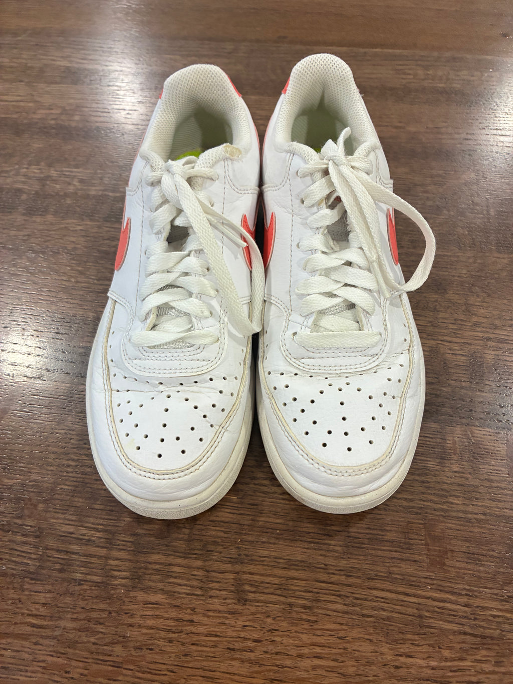 Nike Court Borough Low 2 Women’s Size 7 White Coral Pink Sneakers Low Top