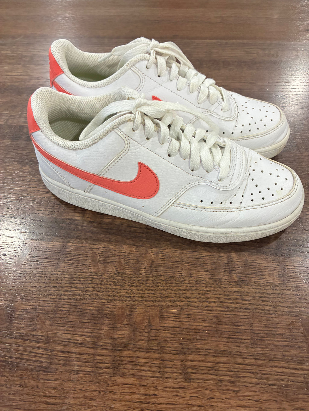 Nike Court Borough Low 2 Women’s Size 7 White Coral Pink Sneakers Low Top
