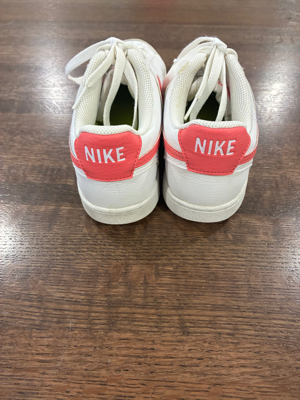 Nike Court Borough Low 2 Women’s Size 7 White Coral Pink Sneakers Low Top