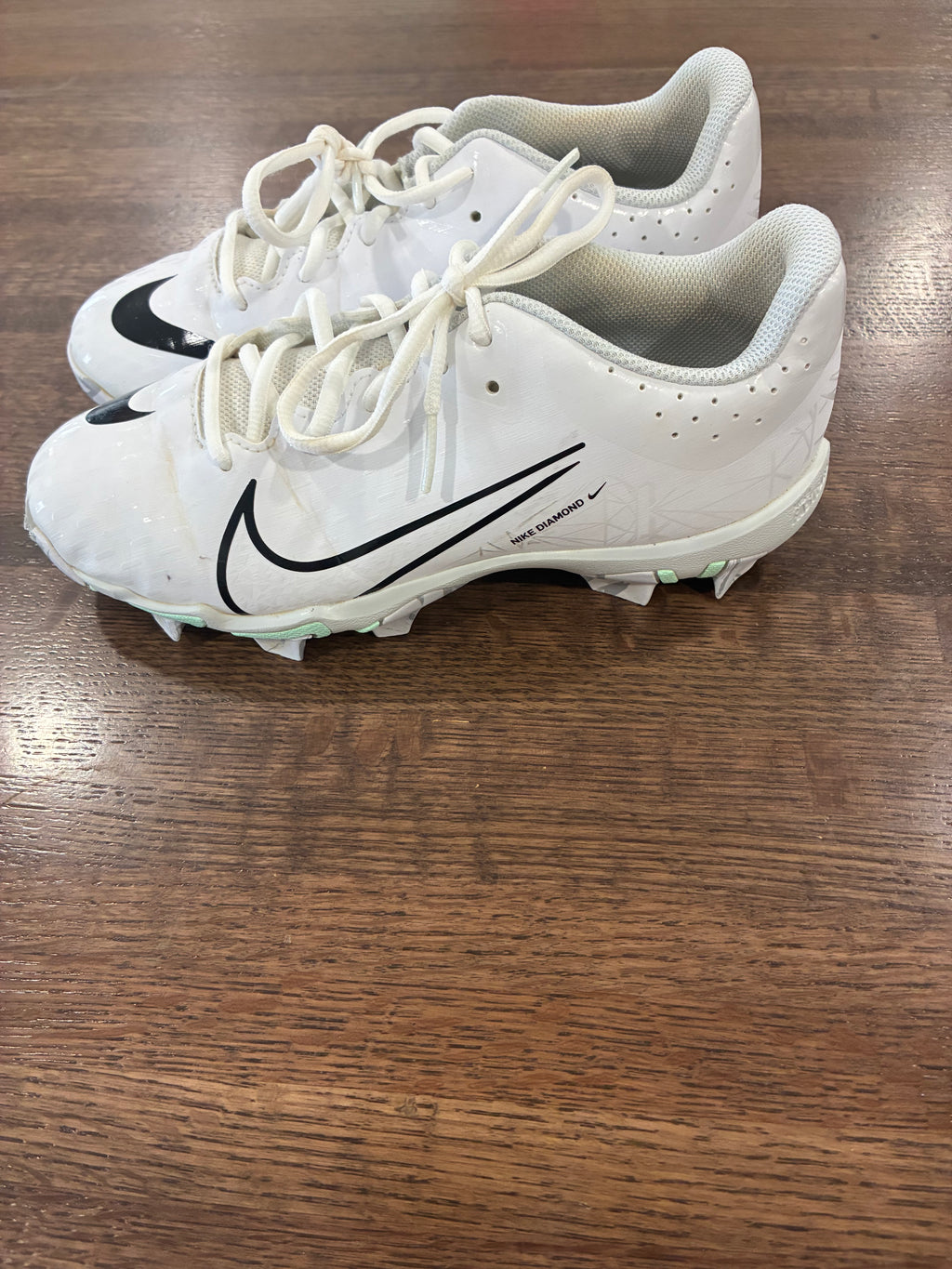 Nike Alpha Huarache Elite 4 Low Baseball Cleats Boys 5.5 White