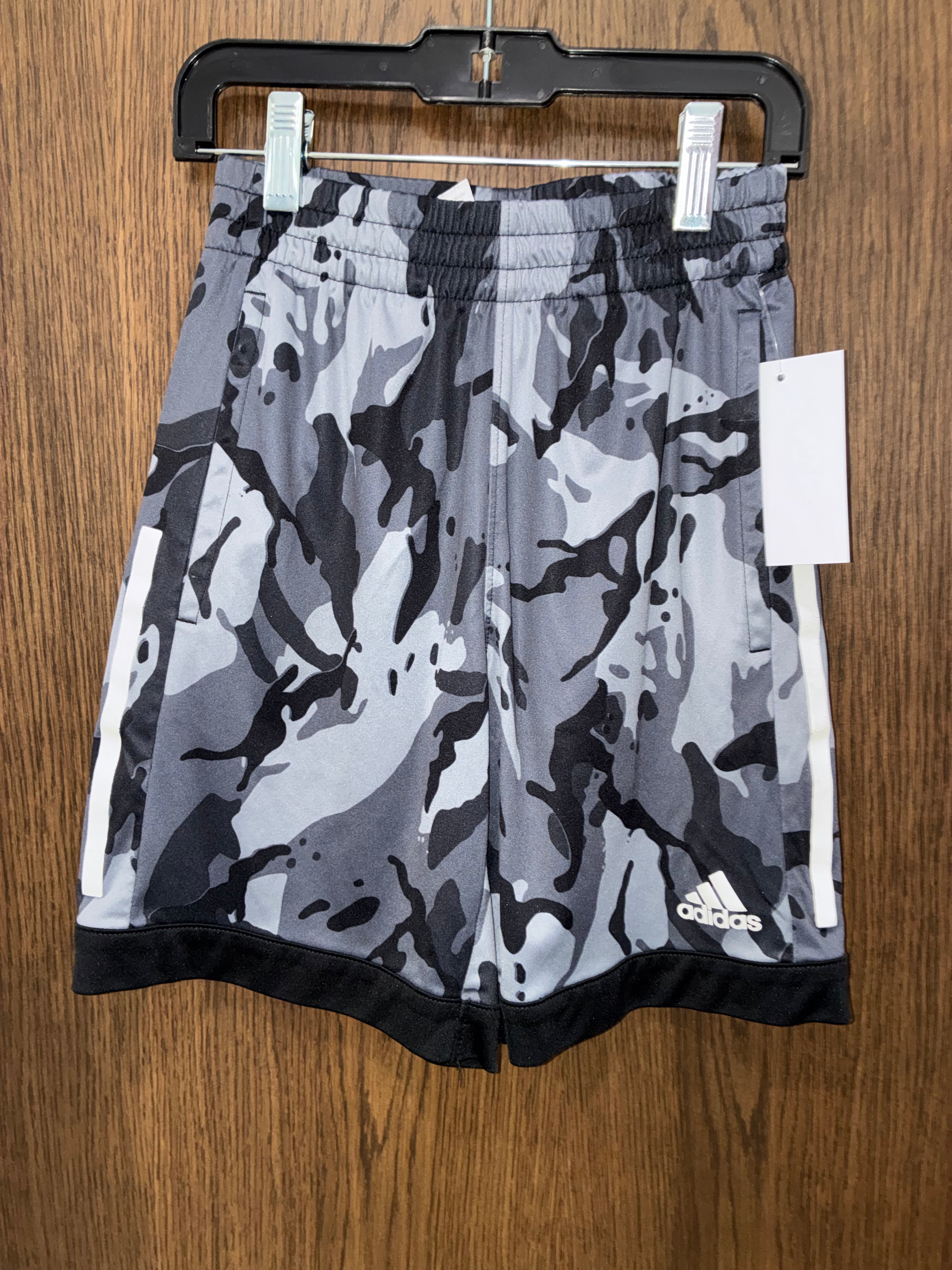 Adidas Boys Basketball Shorts Size 8