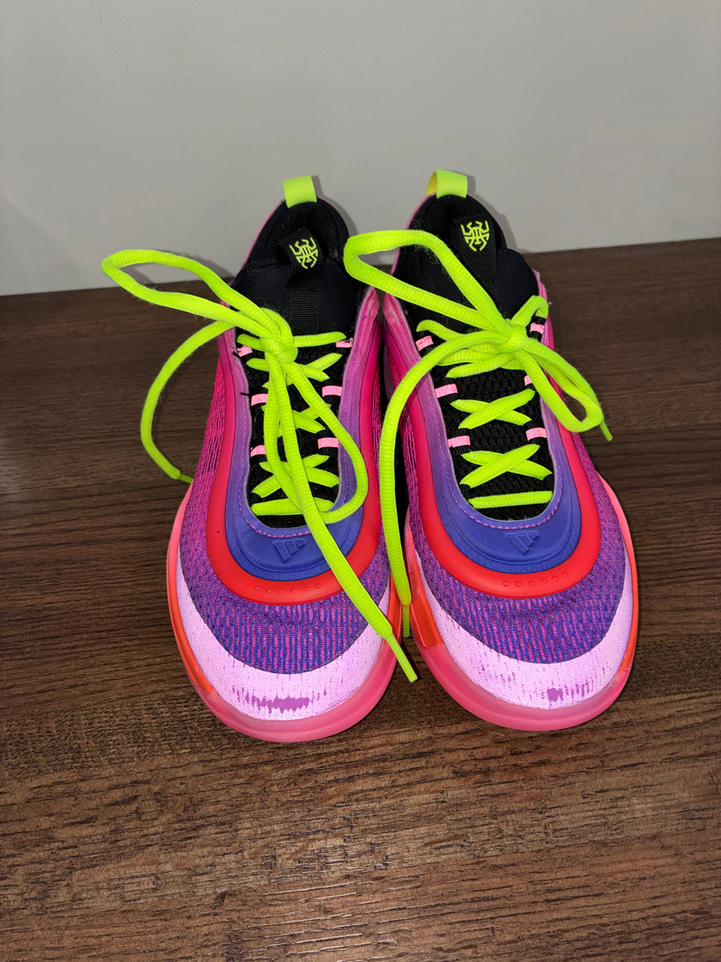 adidas D.O.N. Issue #6 Spida Elite Camp Basketball Shoes Youth 6.5 JH6235 Pink