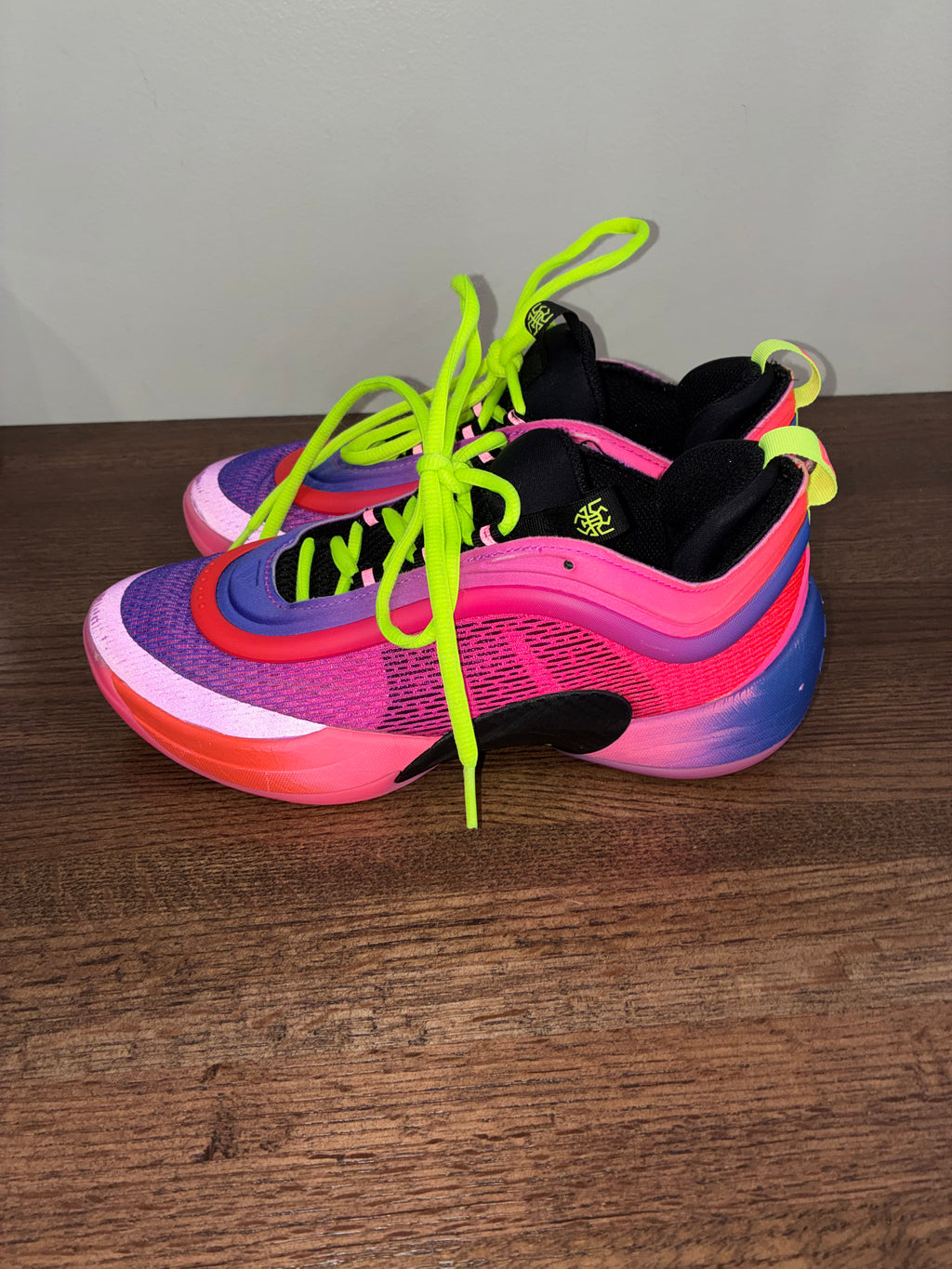 adidas D.O.N. Issue #6 Spida Elite Camp Basketball Shoes Youth 6.5 JH6235 Pink