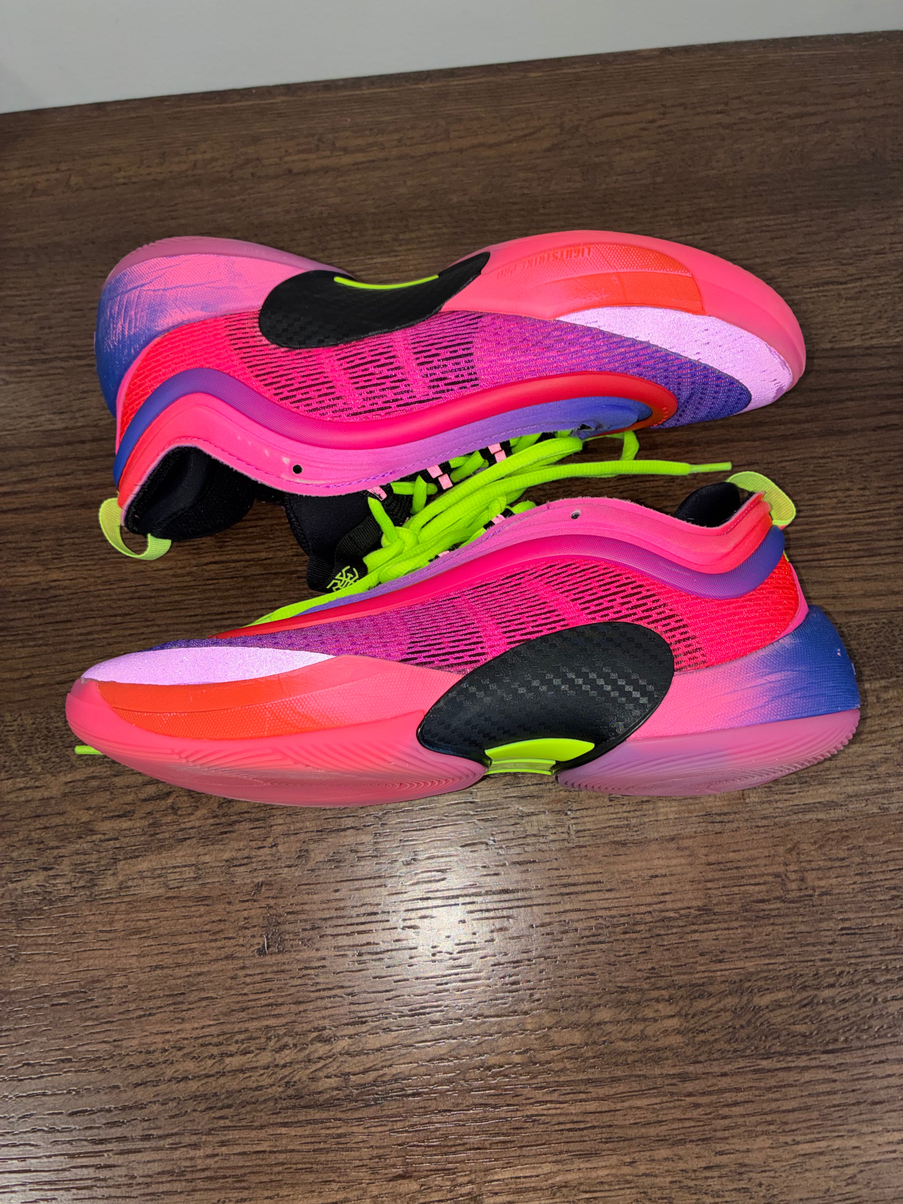 adidas D.O.N. Issue #6 Spida Elite Camp Basketball Shoes Youth 6.5 JH6235 Pink