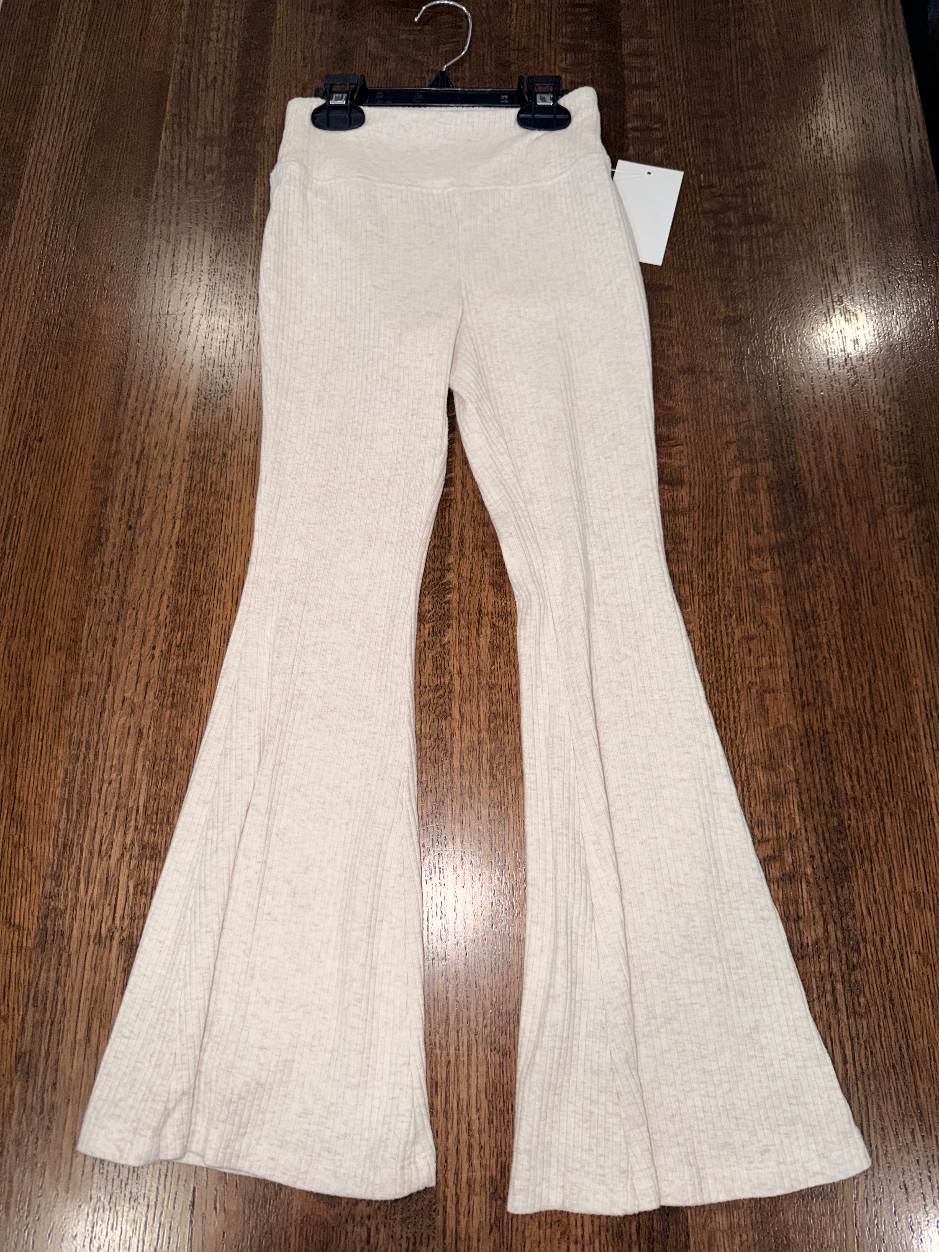 SO Girls Ribbed Flare Leggings Size 7