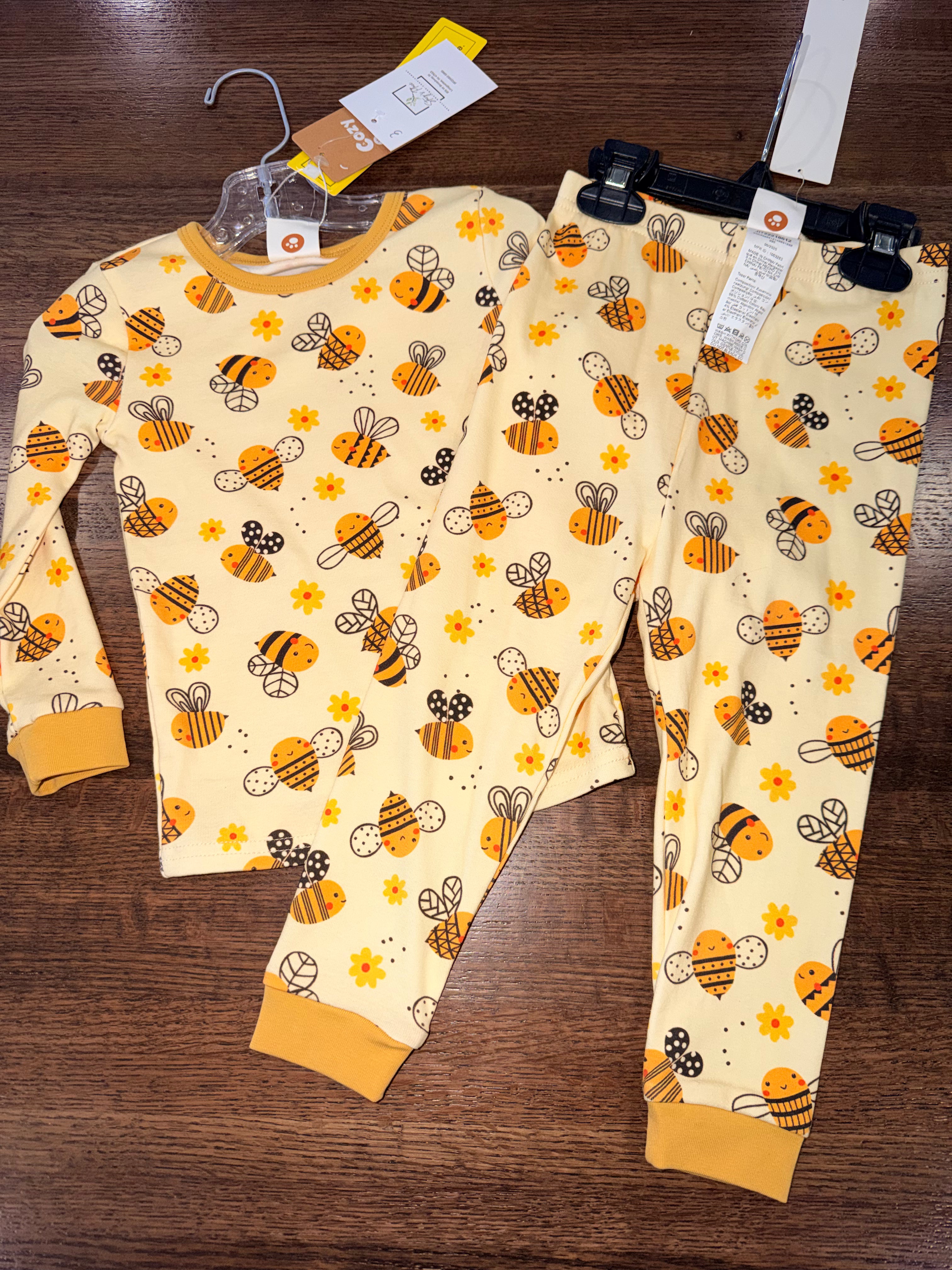 Cozy Cubs Girls Bumble Bees Pajamas Size 3 New