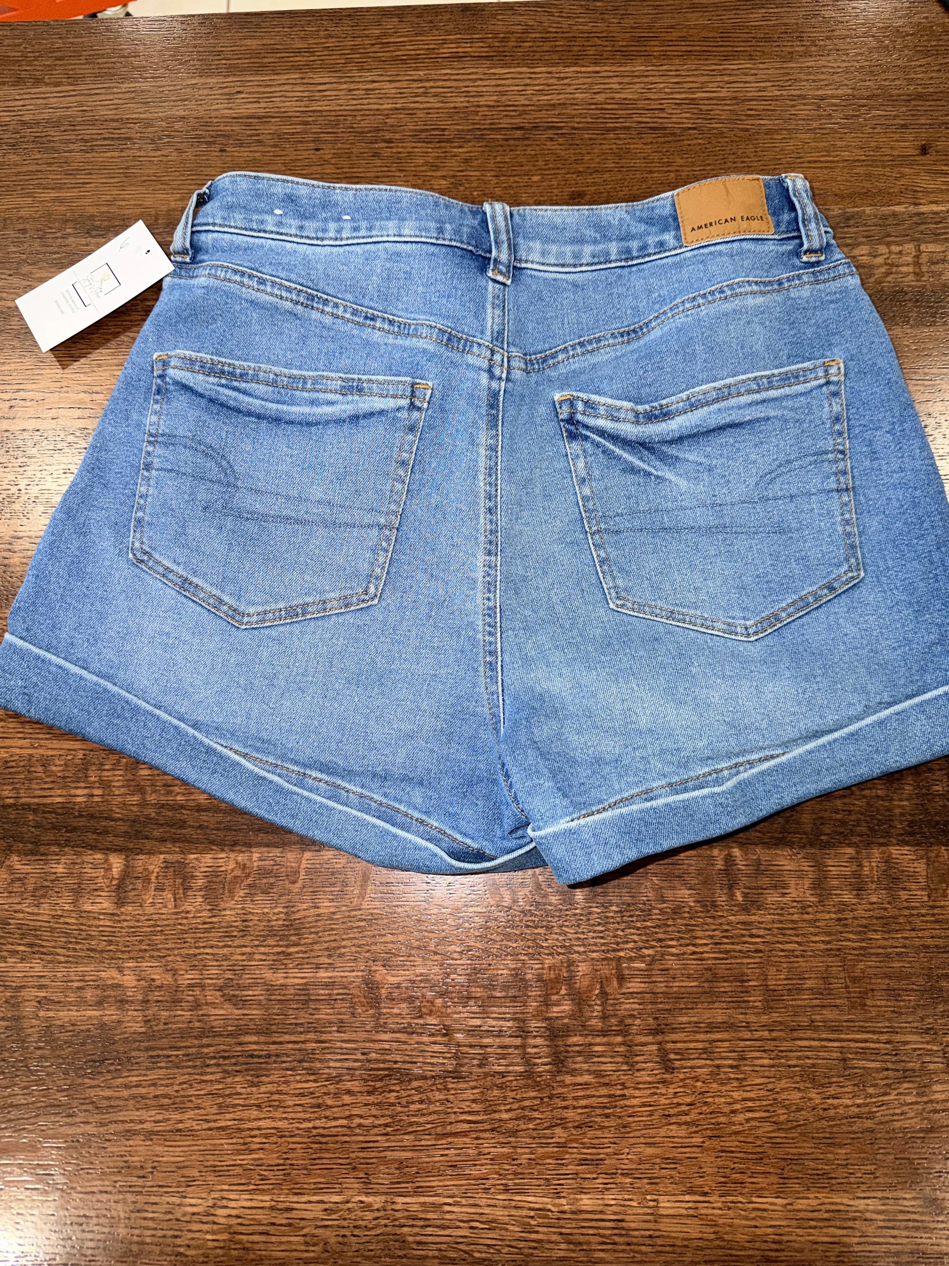 American Eagle Mom Shorts Size 6