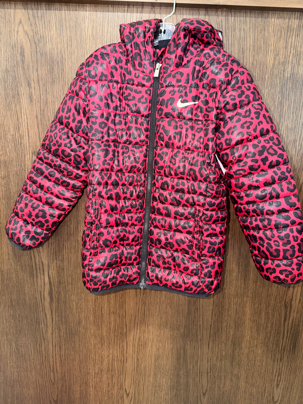 Nike Girl’s Just Do It Leopard Print Puffer Jacket with Hood Size 6X New Condition