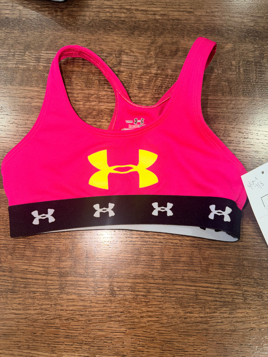 Under Armour Girls Sports Bra YSM 7/8 New Condition