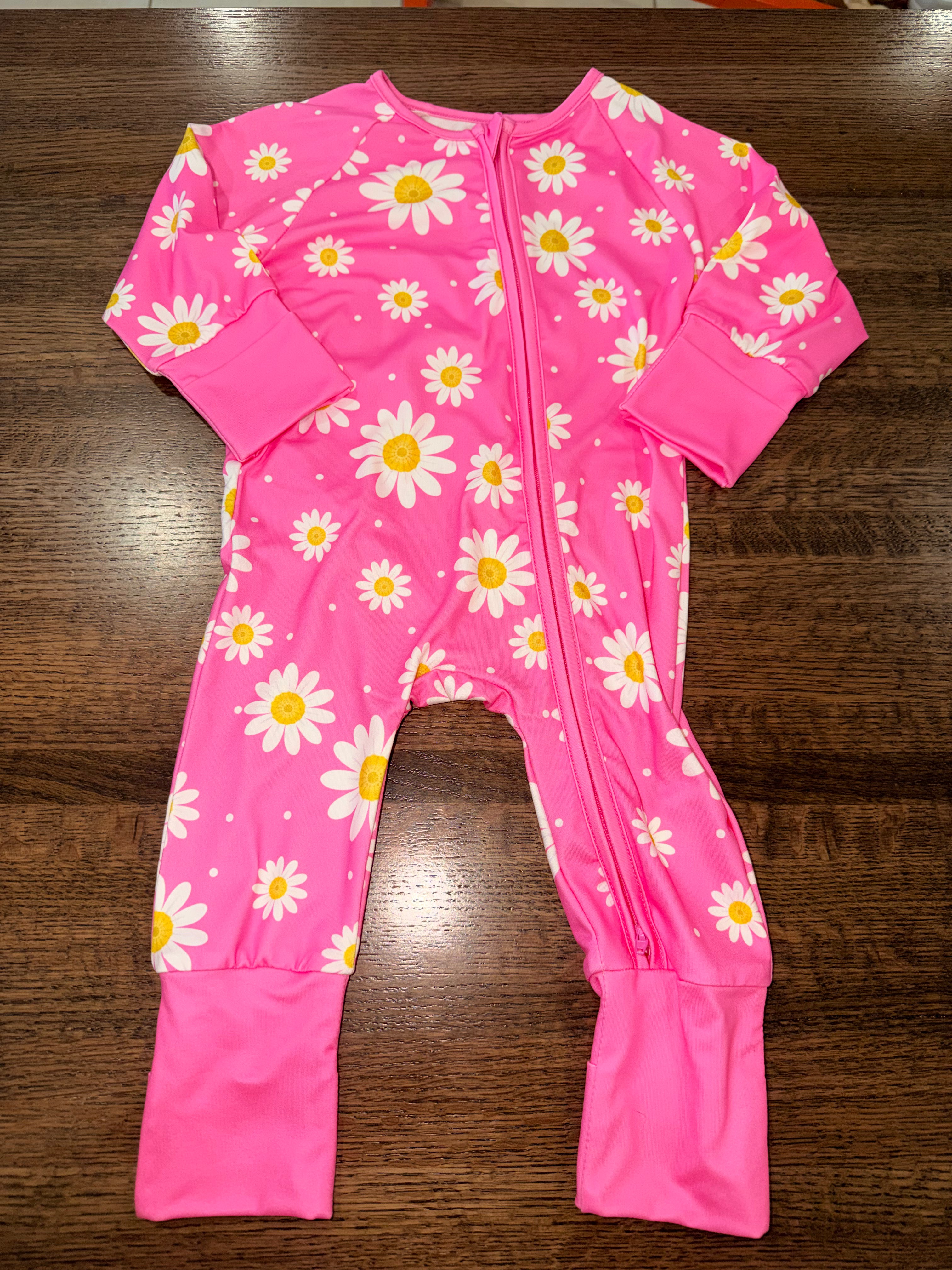 Daisies Convertible Zippy Romper 0-3 Months New