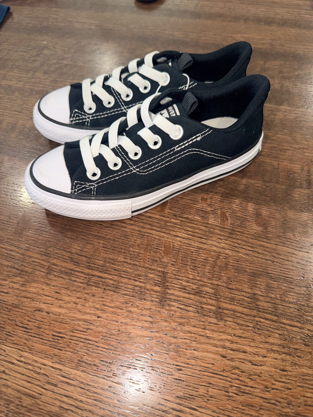 Converse Chuck Taylor All Star
Easy-On Shoes Size 12K NEW