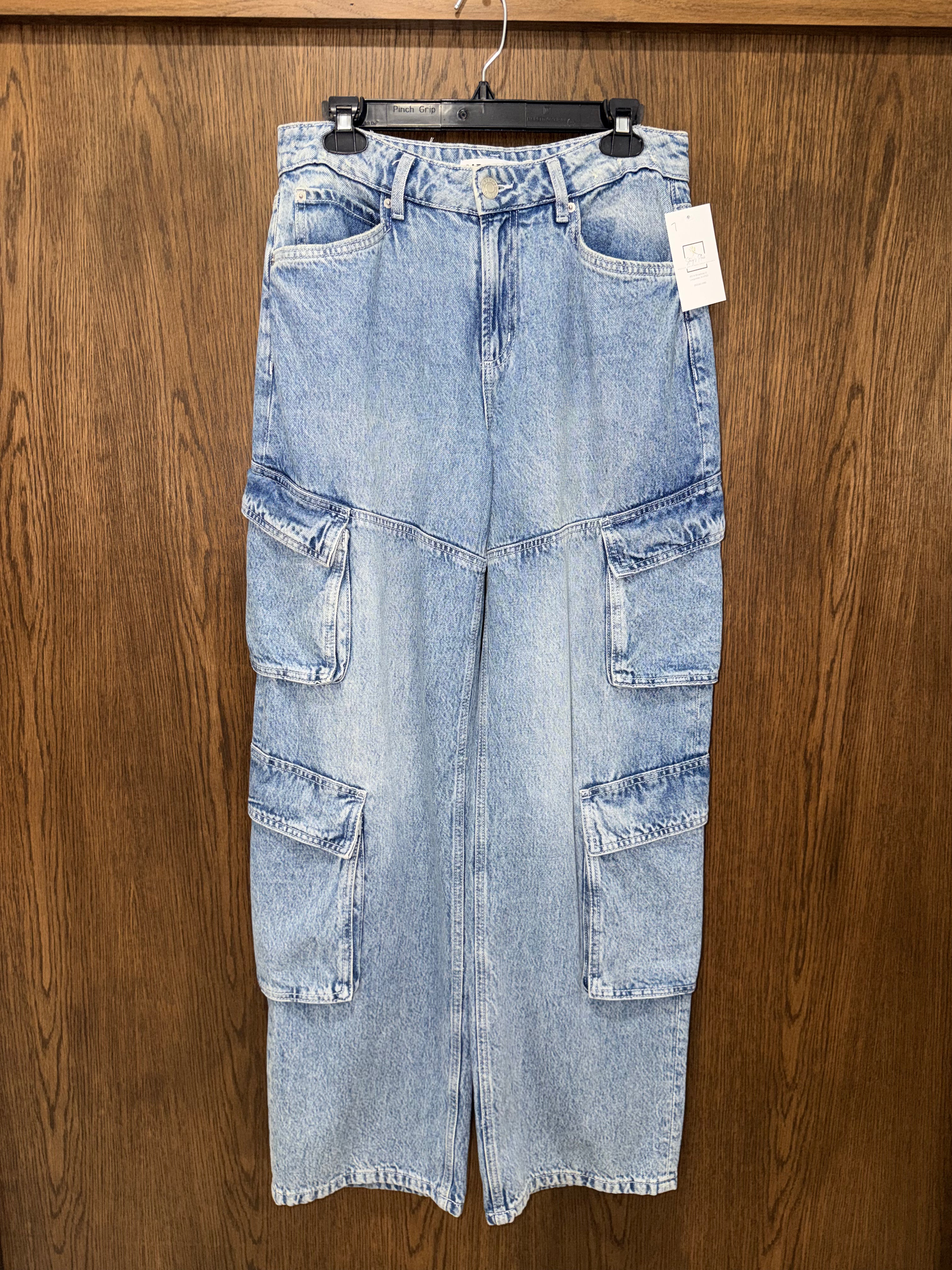 Garage Women's Baggy Cargo Wide Leg Jeans Size 28