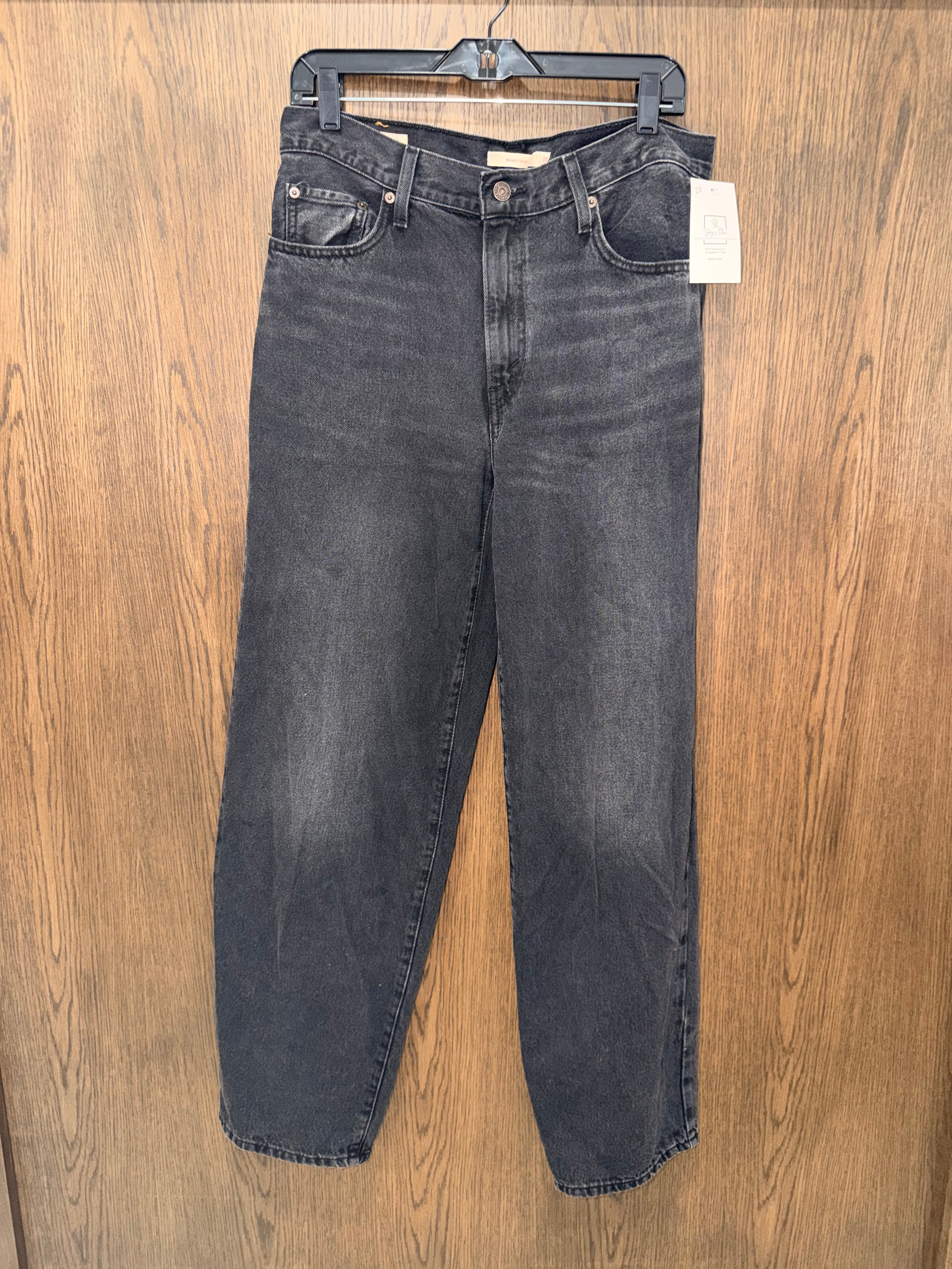 Levi's Women's Baggy Dad Jeans  Size 28