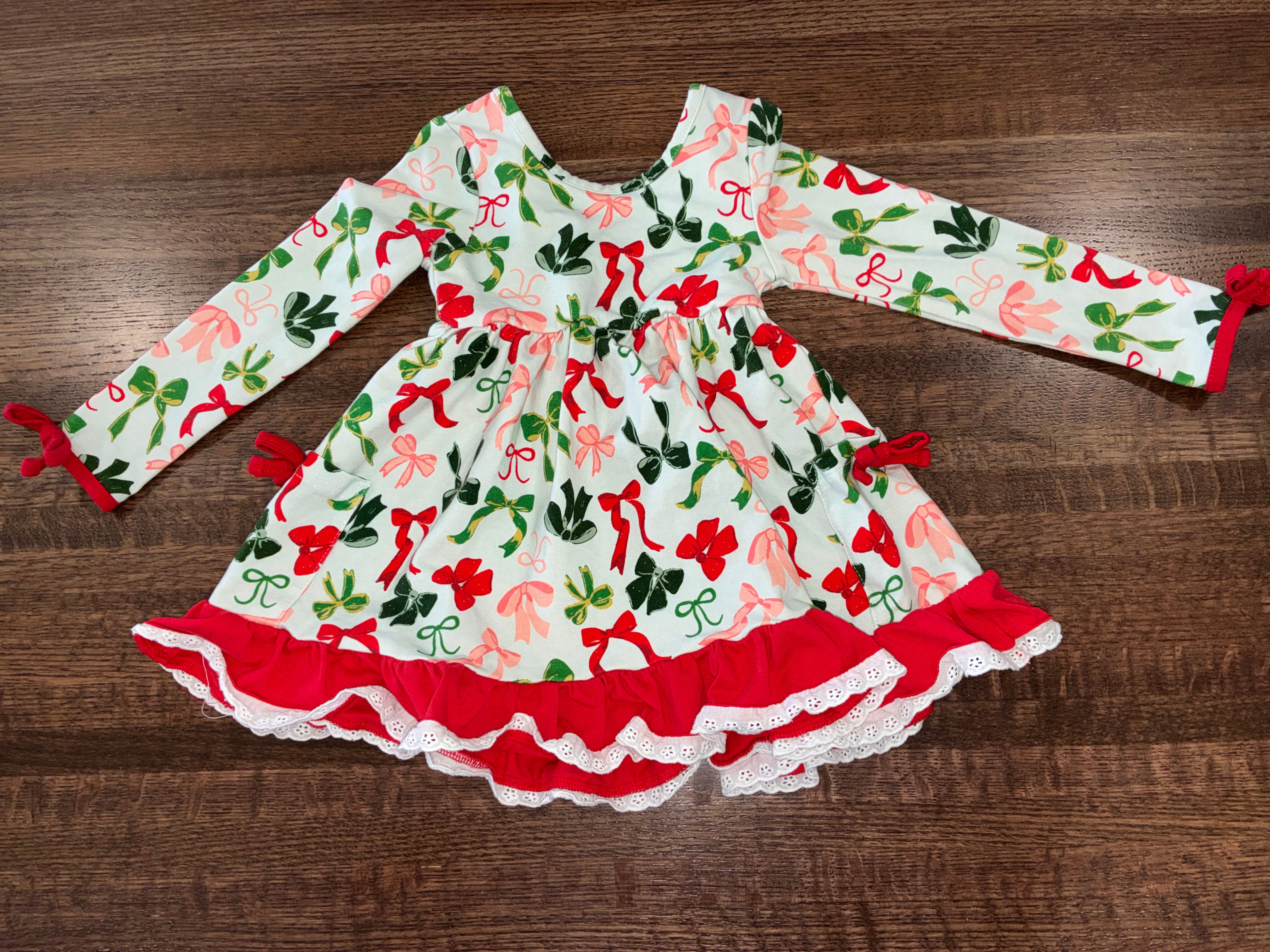 Madison Grace Girls Bows Christmas Twirl Dress Size 2