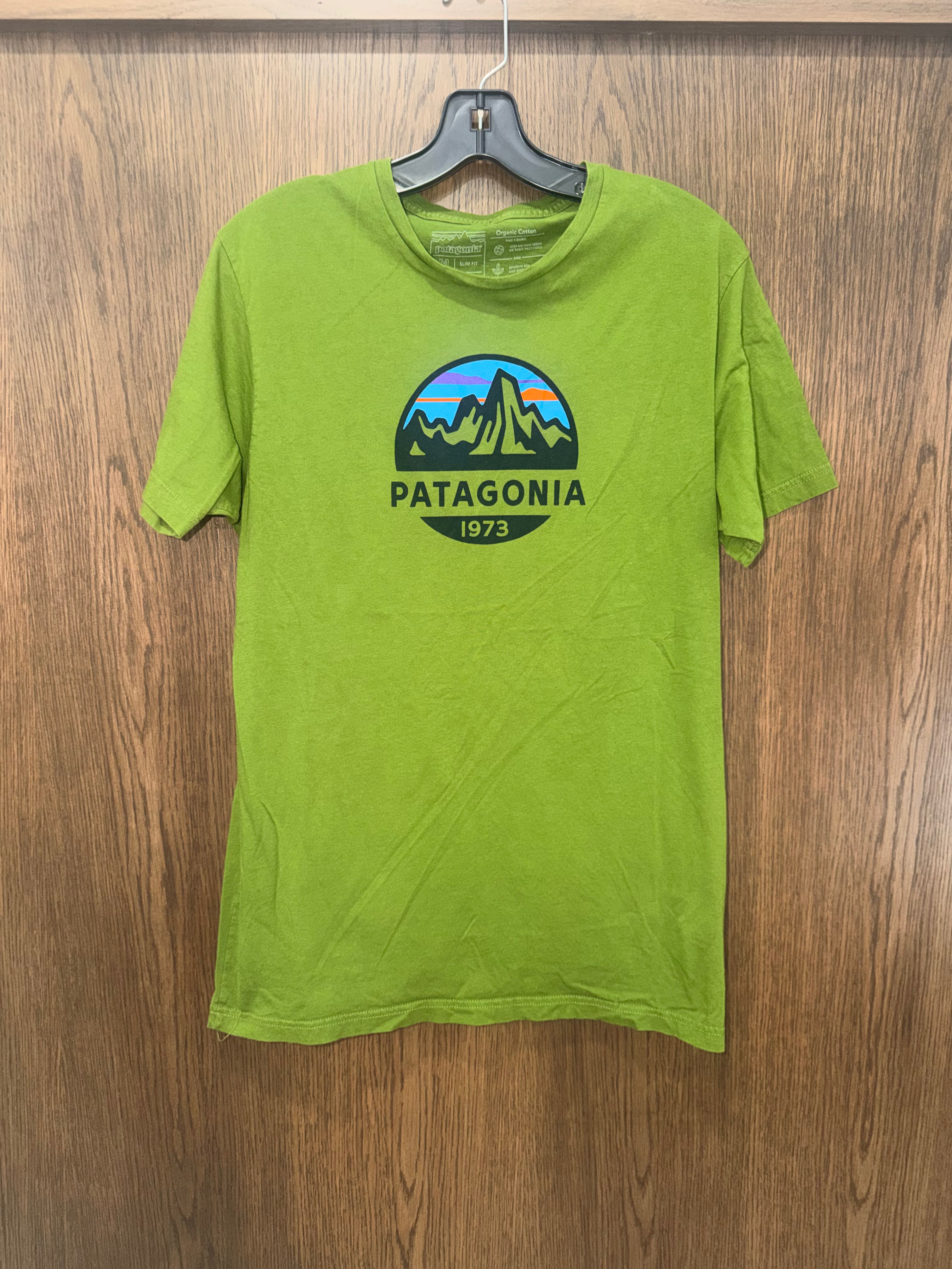 Patagonia Men’s Fitz Roy Scope T-Shirt Olive Short Sleeve Organic Cotton Size Medium
