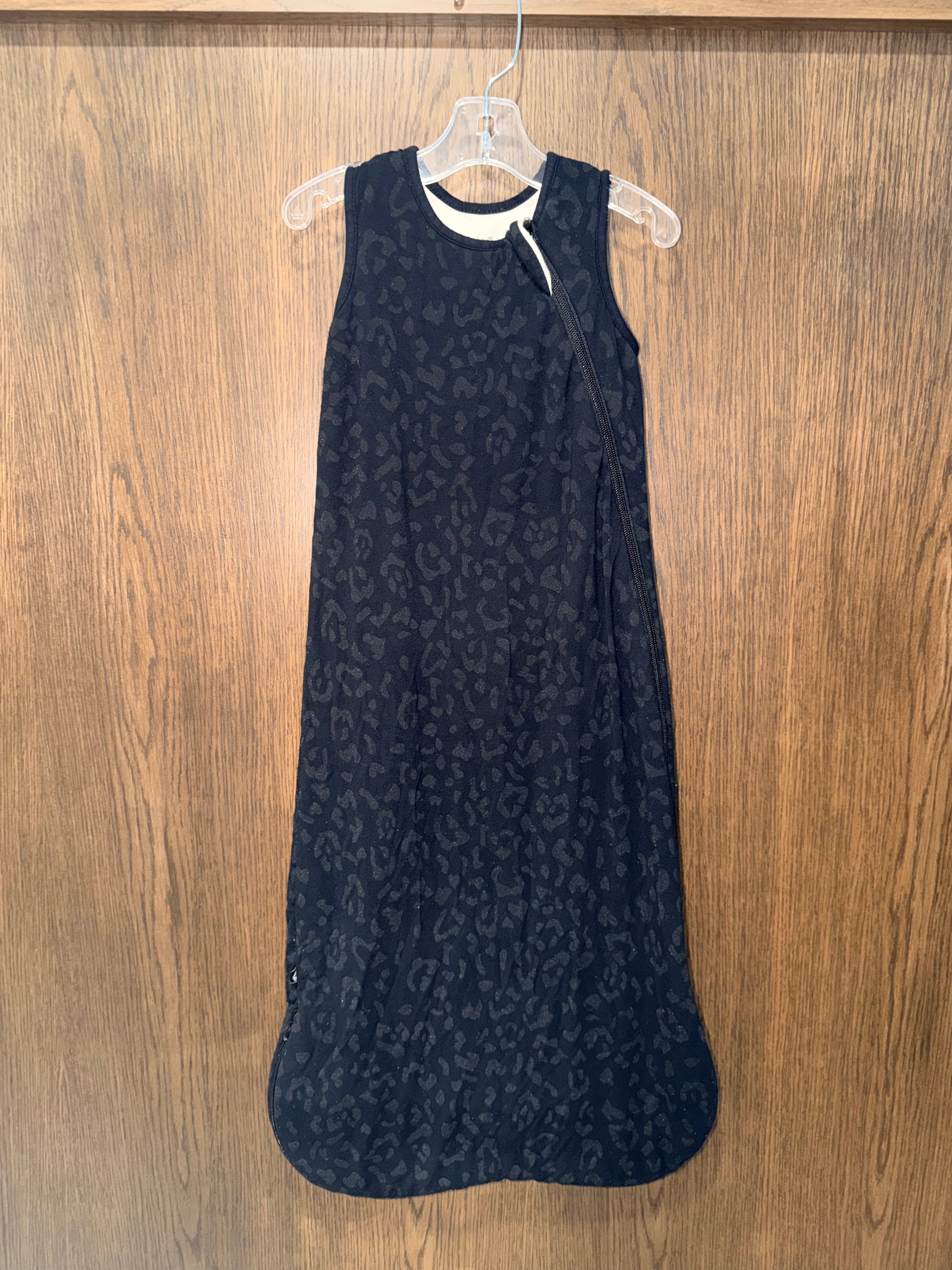 Kyte BABY Bamboo Sleep Bag in Midnight Leopard Size Medium 1.0 Tog