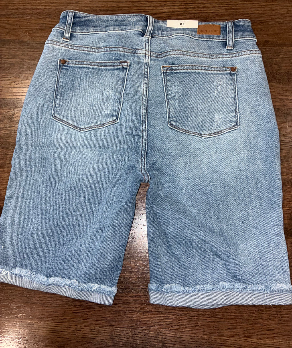 Judy Blue Women's Distressed Burmuda Shorts Size XL NWT