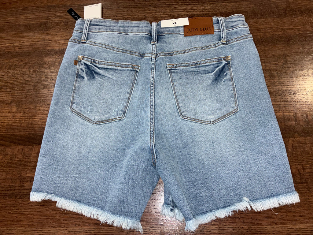 Judy Blue Women's Frayed Hem Shorts Size XL NWT