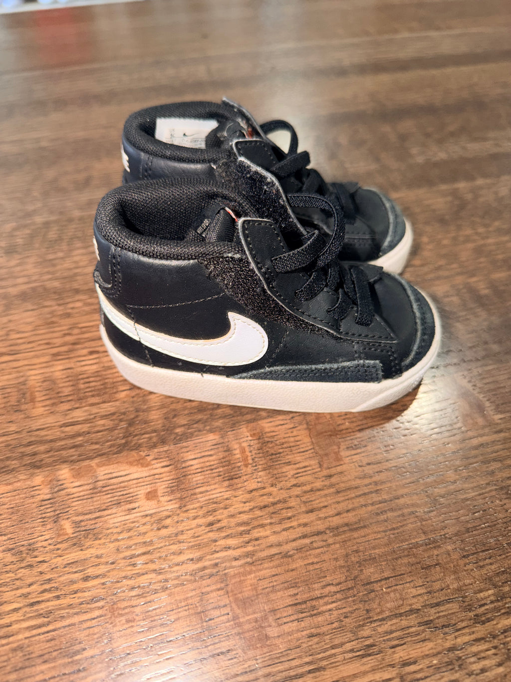 Nike Blazer Mid 77 High Top
Leather Suede Toddler
Sneakers US 5C