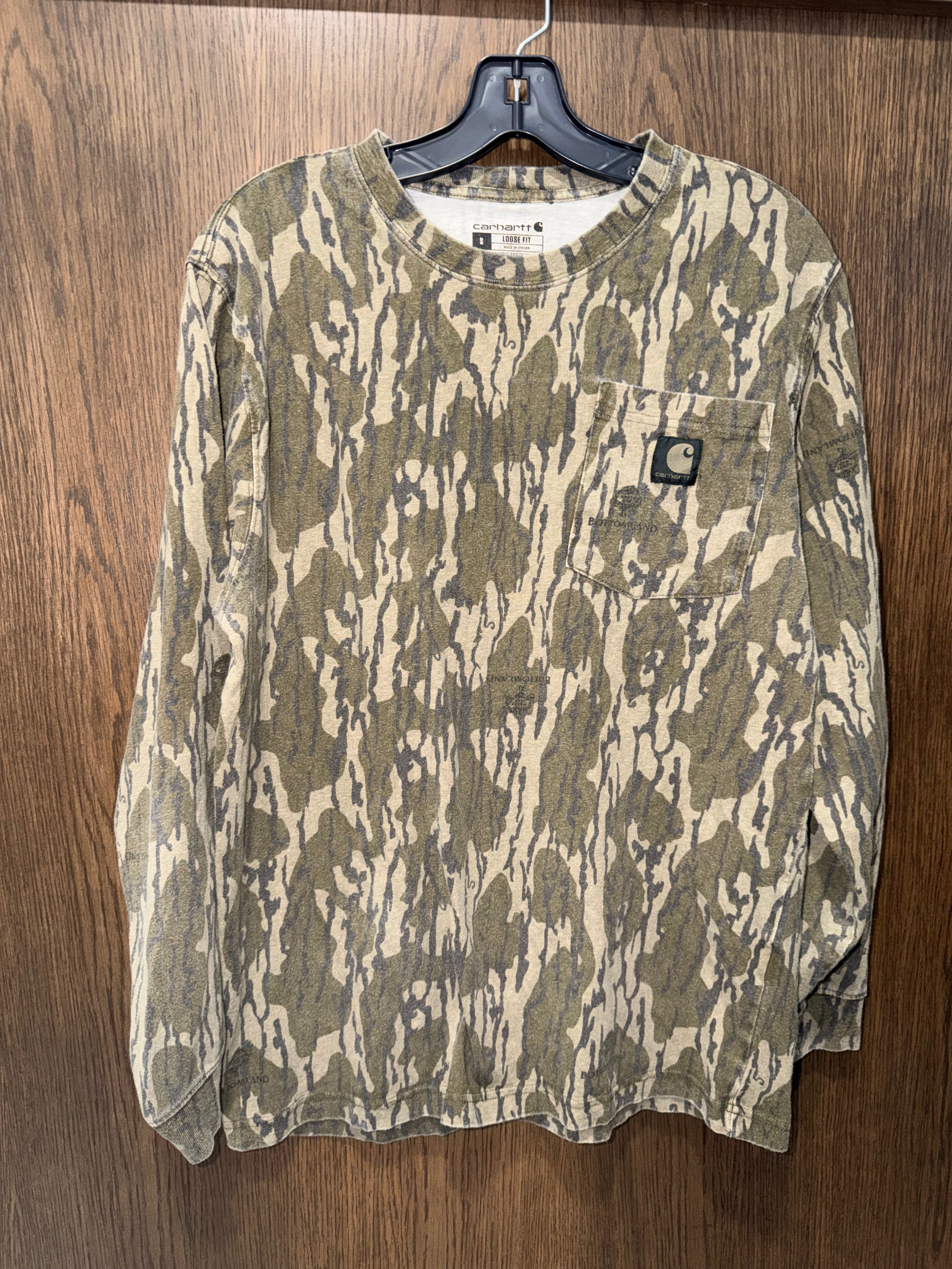 Carhartt Mens Mossy Oak Bottomland Camo Long Sleeve Shirt Size Small Loose