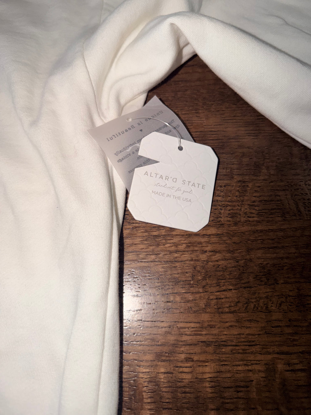 Altar’d State Supersoft Oversized Pullover Crew Sweatshirt Cream & Maroon XS NWT