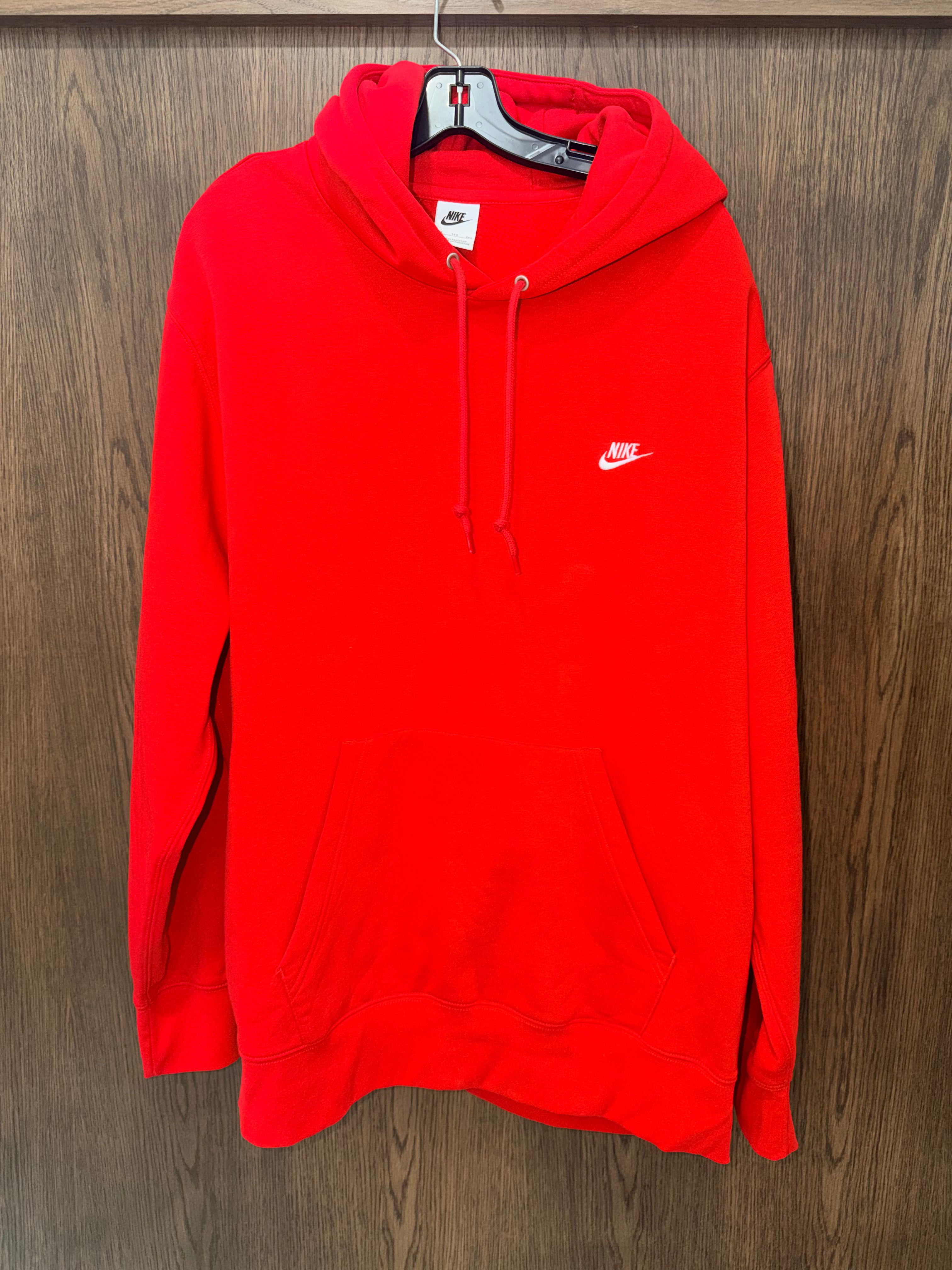 Nike Men's Club Pullover Fleece Hoodie Size XXL 2X Red/White NWOT