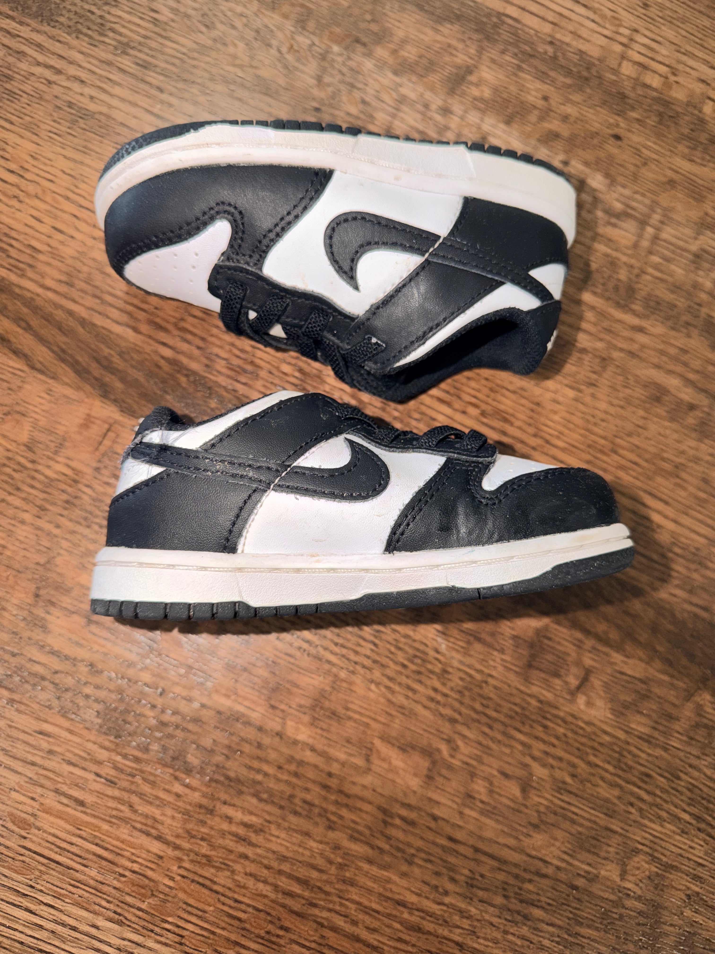 Nike Toddler Panda Easy On Dunks Size 7.5C Like New