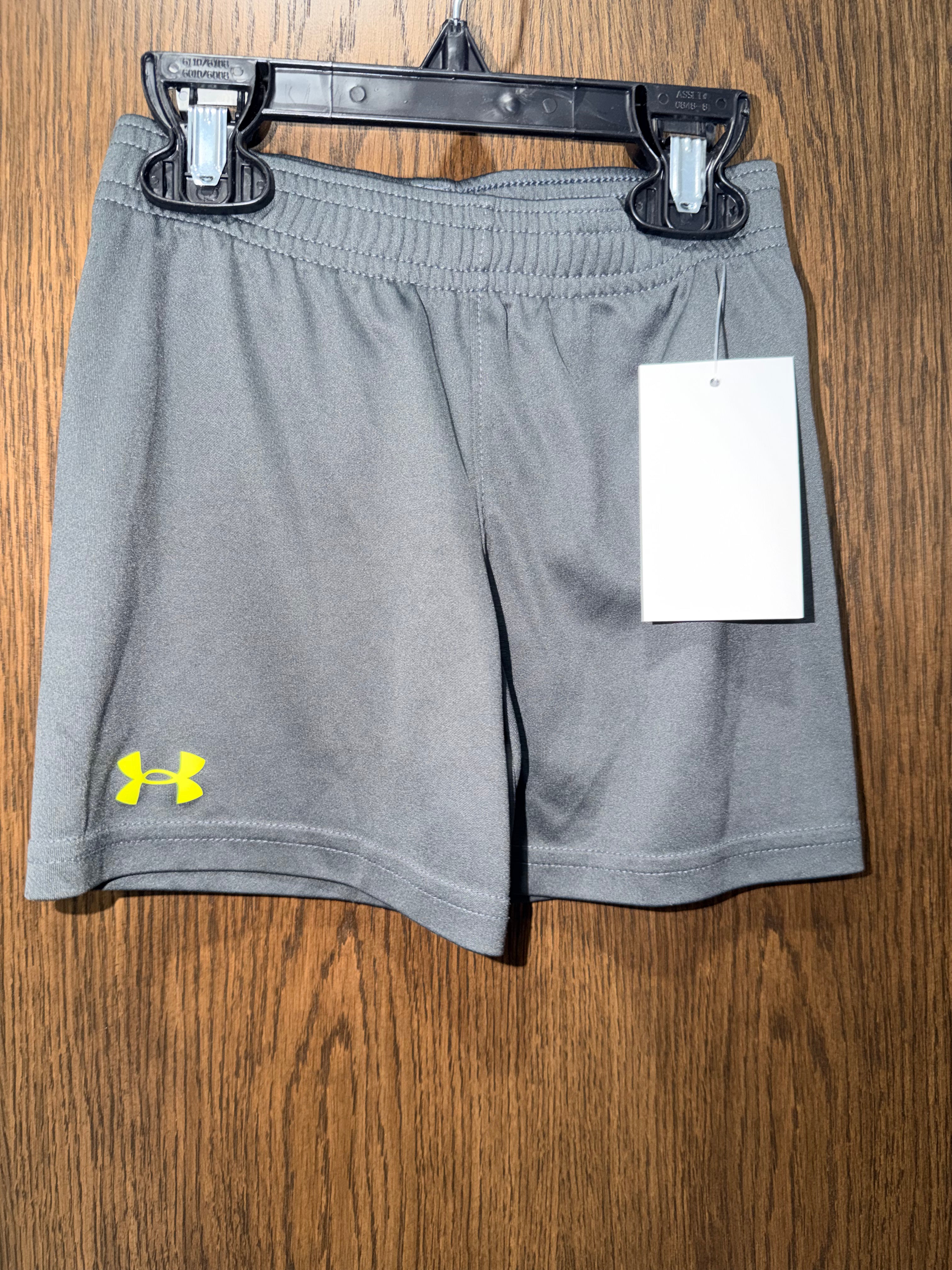 Under Armour Boys Shorts 3T