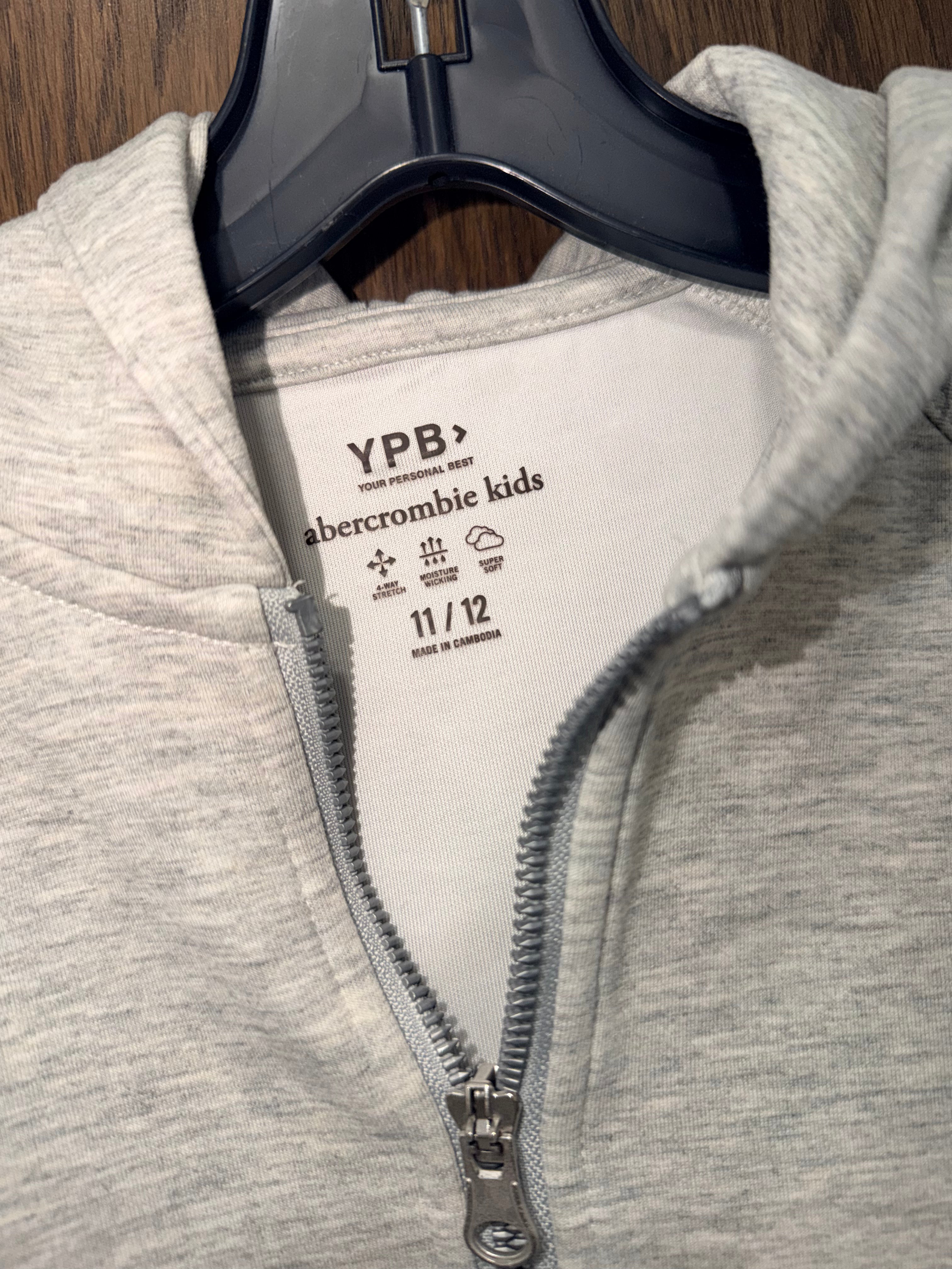 Abercrombie Girls Cropped Hooded Jacket Size 11/12