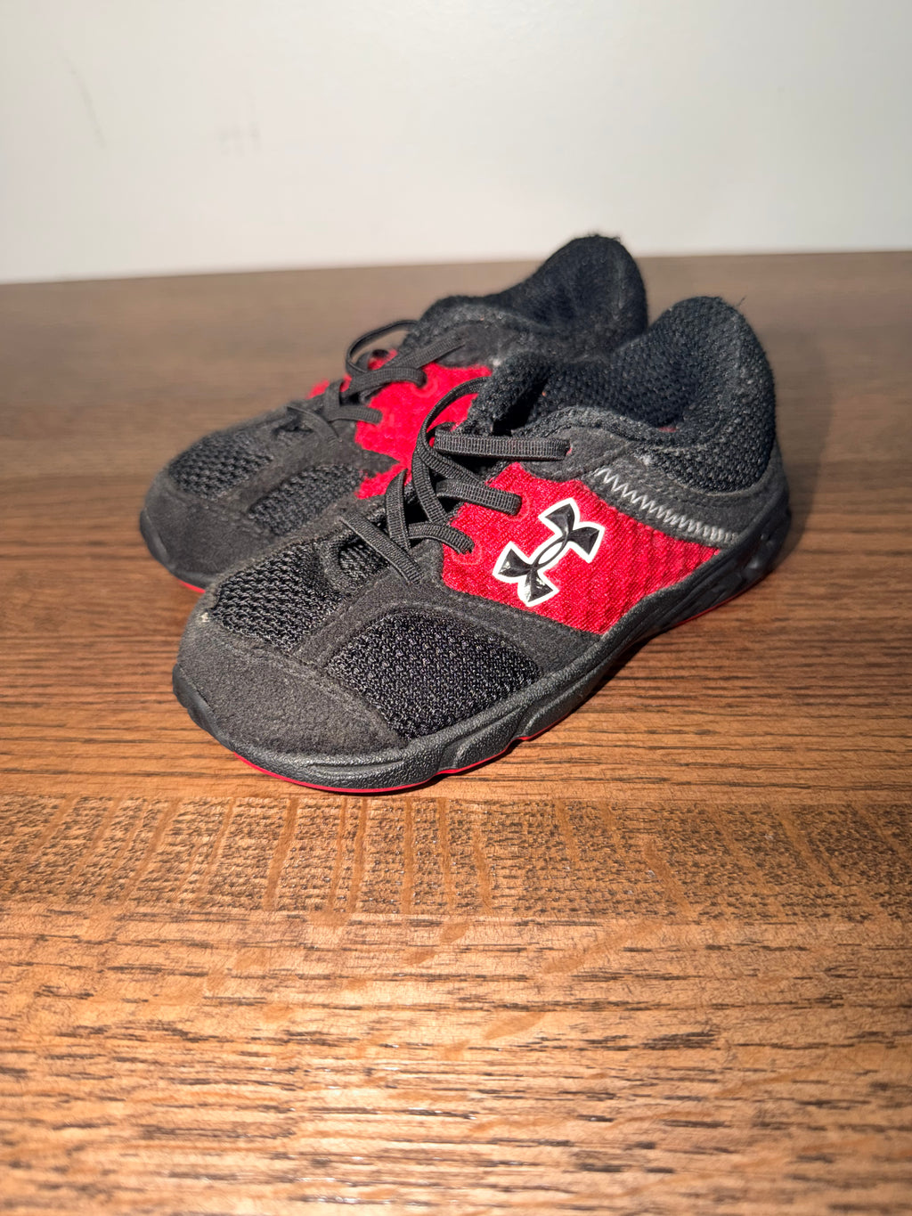 Under Armour Toddler Easy On Shoes Size 7K