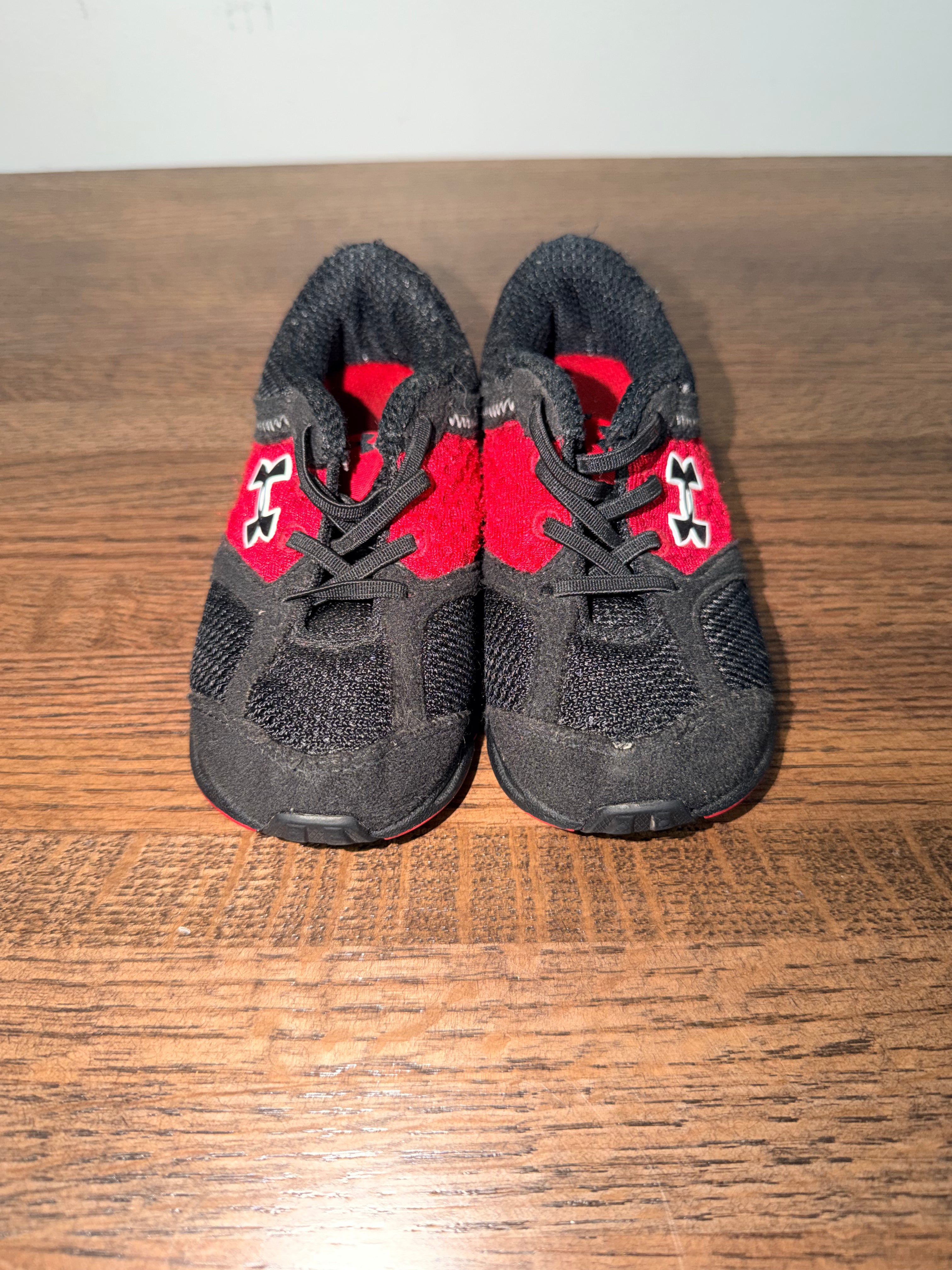 Under Armour Toddler Easy On Shoes Size 7K