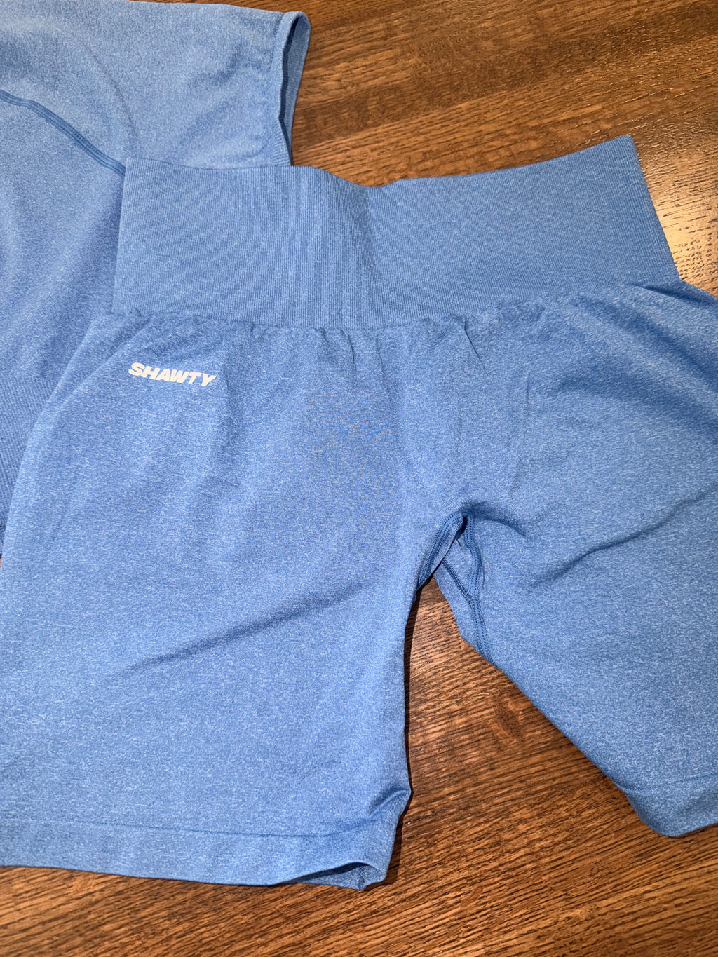 SHAWTY SW Activewear Women’s Blue Seamless Crop Top Biker Shorts Set Size Medium