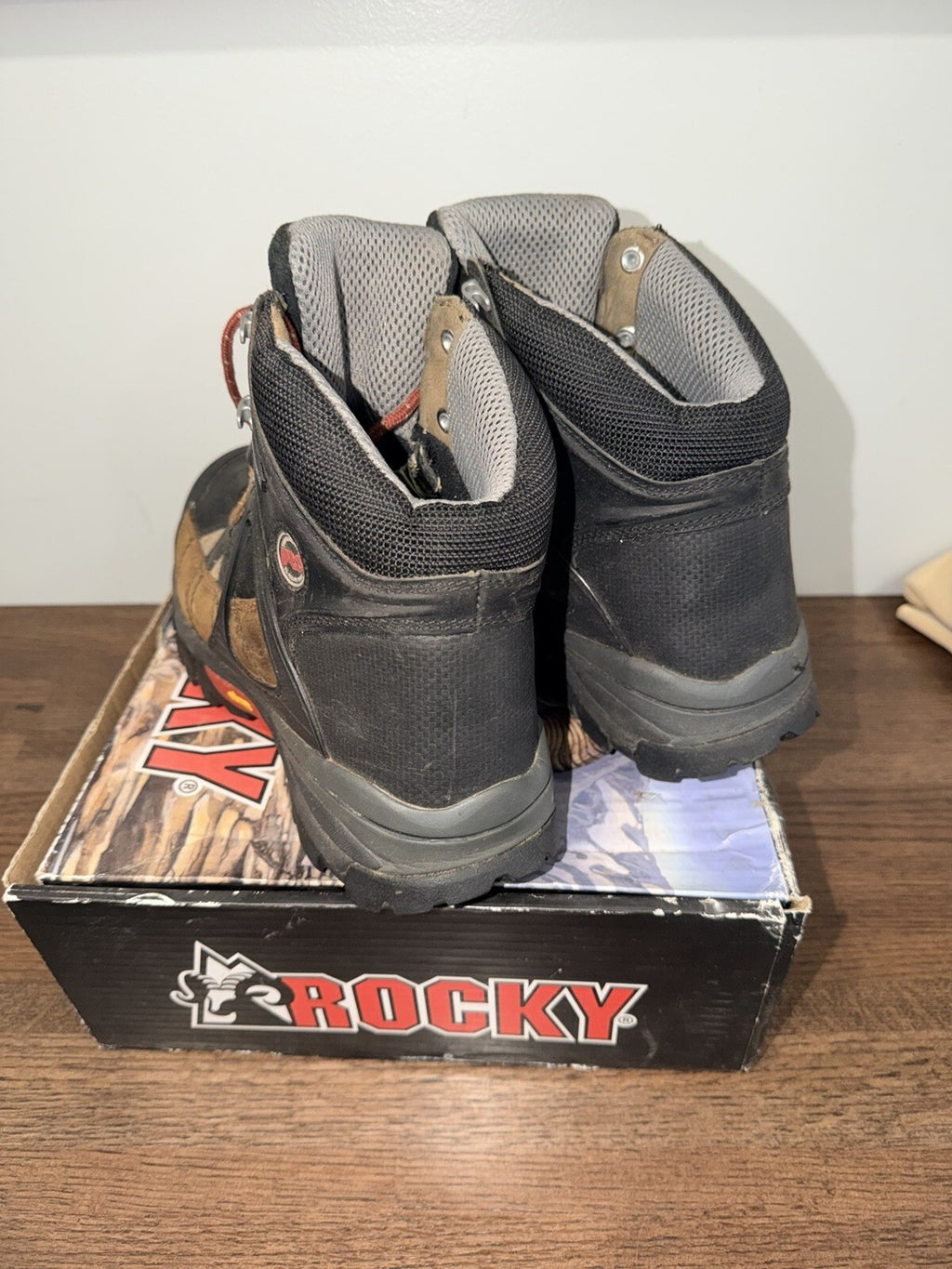 Rocky Mobilite 6114 Men’s 11.5M Waterproof Steel Toe Work Boots Brown Used