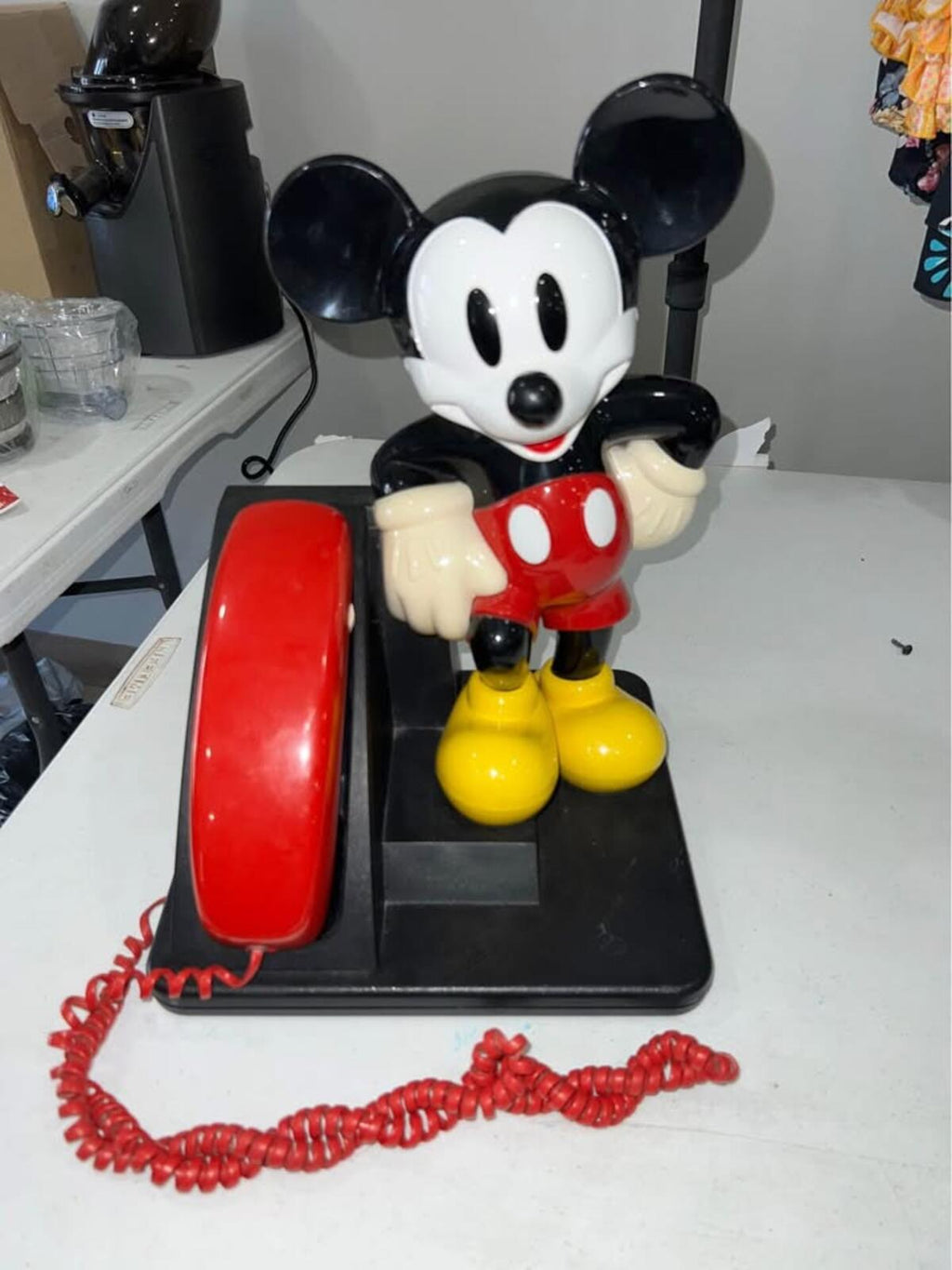 Vintage Disney Mickey Mouse AT&T Landline 15"Tall Push Button Telephone 1990